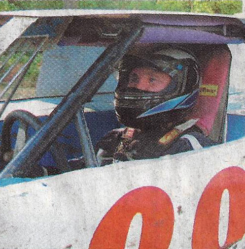 Larry racing in 2003 at the Cottage Grove Speedway